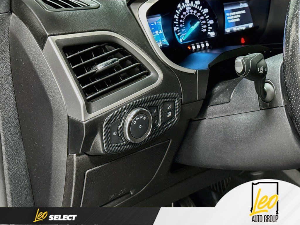 Used 2021 Ford Edge ST-Line FWD image 13