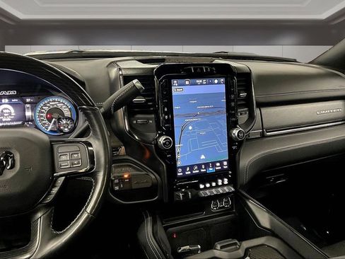 Used 2022 RAM 2500 Limited w/ Night Edition AWD/4WD image 10