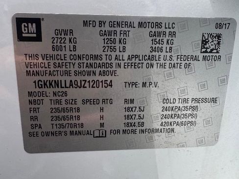 Used 2018 GMC Acadia SLE FWD image 30
