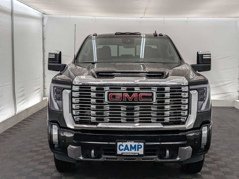 Used 2024 GMC Sierra 3500 Denali w/ Denali Reserve Package image 9
