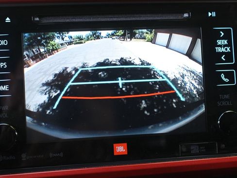Used 2019 Toyota Tacoma TRD Off-Road AWD/4WD image 32