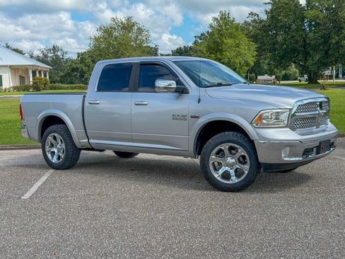 Used 2015 RAM 1500 Laramie w/ Convenience Group AWD/4WD image 1