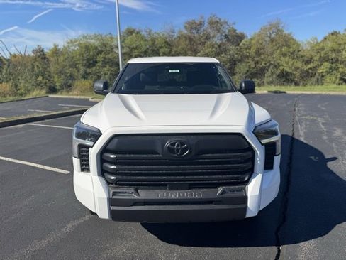 New 2026 Toyota Tundra SR5 image 8