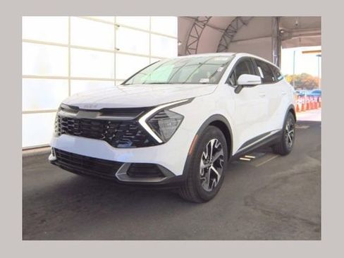 Used 2025 Kia Sportage EX image 1