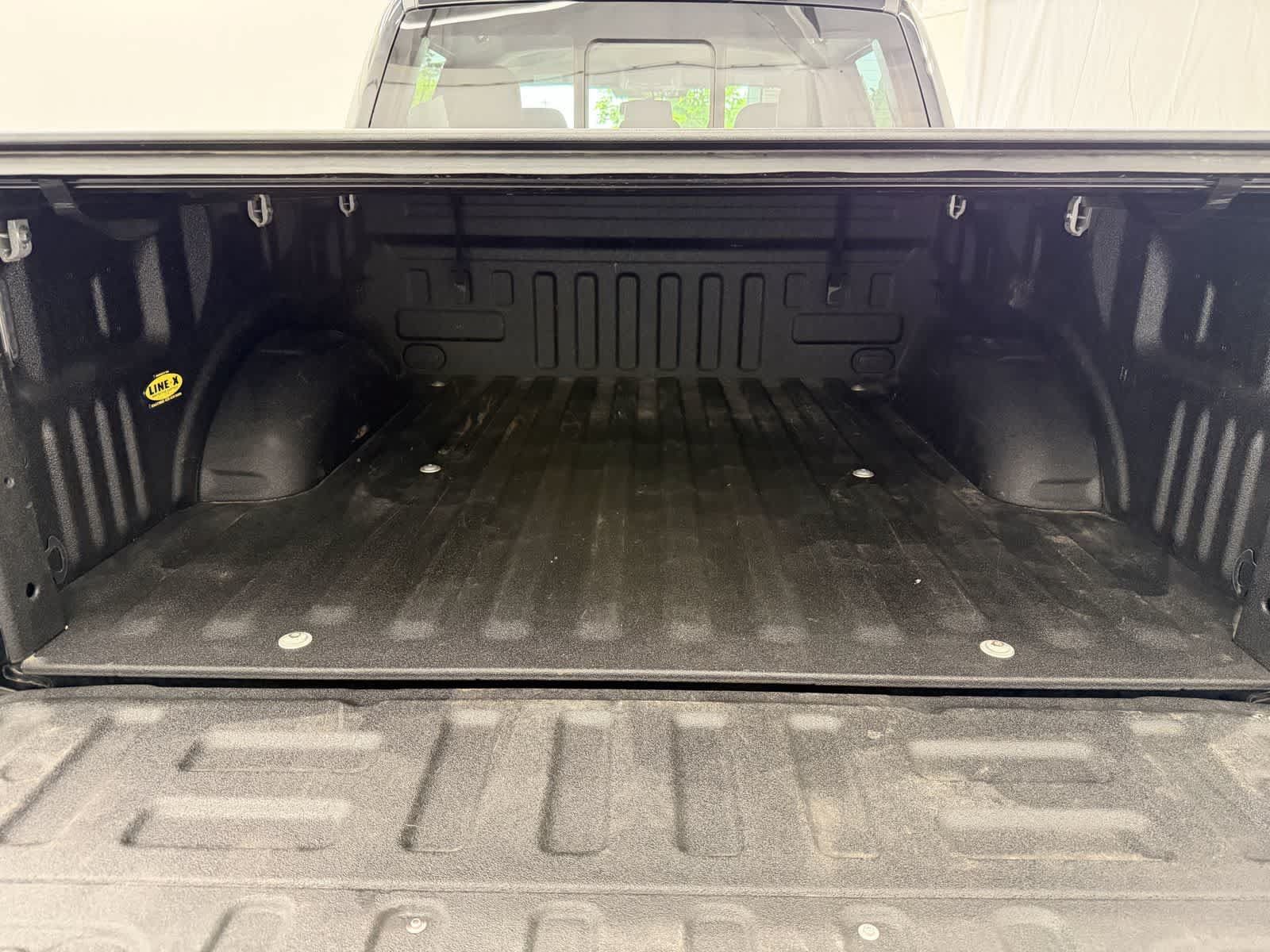 Used 2018 Ford F150 XLT w/ Equipment Group 302A Luxury AWD/4WD image 4