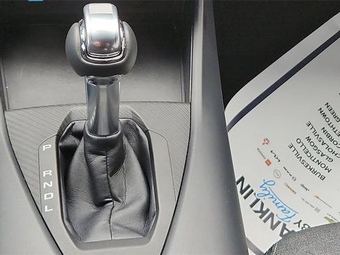 Used 2024 Ford Mustang Coupe image 23