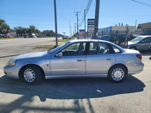 Used 2003 Saturn L-Series L200 image 4