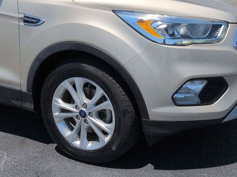 Used 2018 Ford Escape SEL FWD image 9