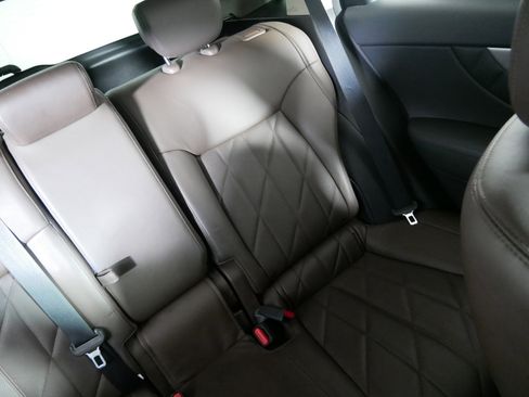 Used 2011 INFINITI FX35 AWD w/ Premium Pkg image 14