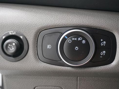Used 2022 Ford Transit 350 XLT RWD image 17