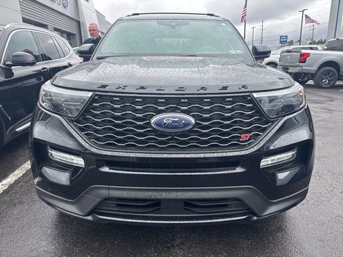 Used 2023 Ford Explorer ST w/ Equipment Group 401A image 2
