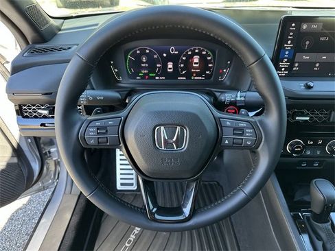 Used 2024 Honda Accord Sport image 12