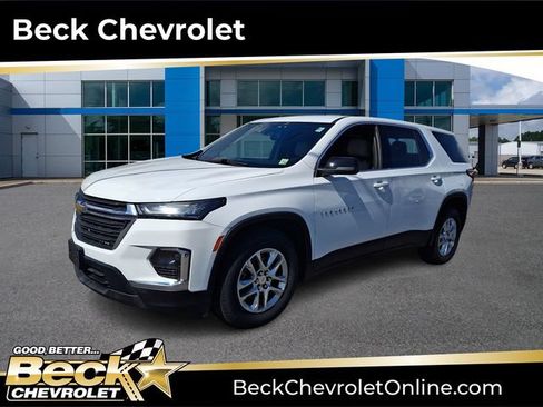 Certified 2023 Chevrolet Traverse LS w/ LPO, Floor Liner Package AWD/4WD image 1
