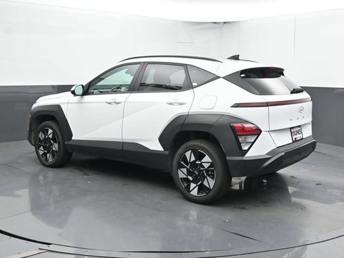 Used 2024 Hyundai Kona SEL AWD/4WD image 10
