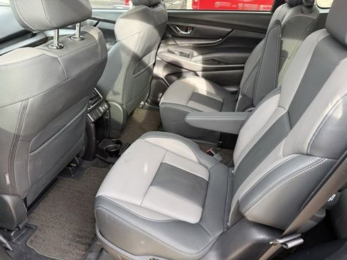 Used 2022 Subaru Ascent Onyx Edition image 10