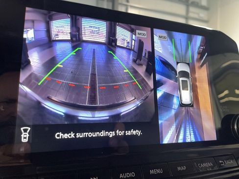 Used 2024 Nissan Pathfinder SL w/ SL Premium Package image 22