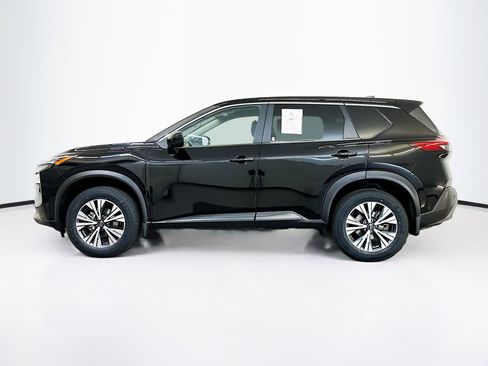 Used 2023 Nissan Rogue SV image 4