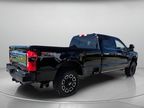 Certified 2023 Ford F350 Platinum image 29