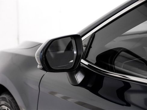 Used 2021 Toyota Camry SE image 38