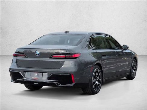 New 2026 BMW 750e xDrive AWD/4WD image 2