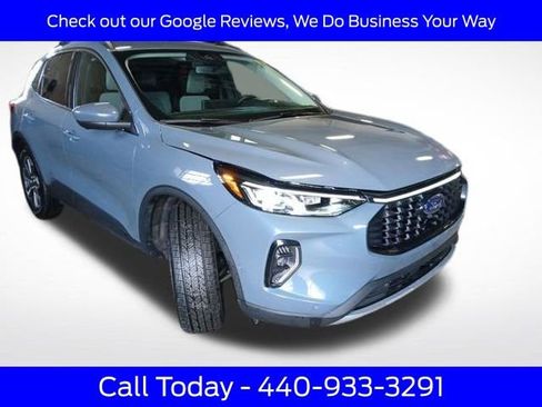 Certified 2023 Ford Escape Platinum w/ Premium Technology Package image 14