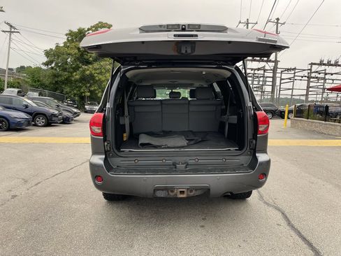 Used 2014 Toyota Sequoia Limited AWD/4WD image 13