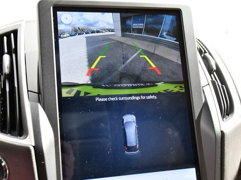 Used 2024 Ford Edge SEL w/ Convenience Package image 37