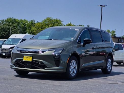 New 2027 Chrysler Pacifica Select FWD image 3