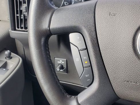 Used 2022 Chevrolet Express 2500 Work Van w/ Driver Convenience Package image 12