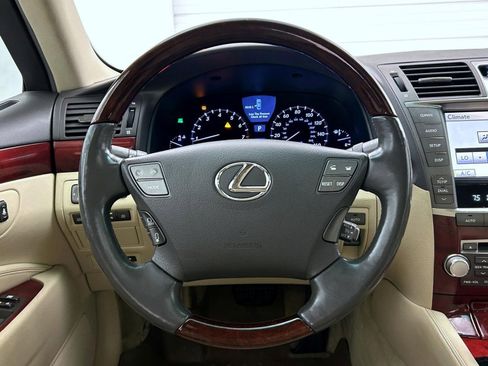 Used 2011 Lexus LS 460 image 11