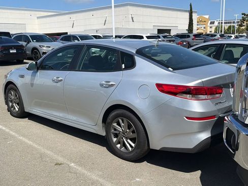 Used 2019 Kia Optima LX FWD image 5