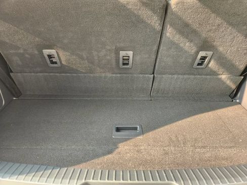 Used 2024 Ford Expedition XLT RWD image 31