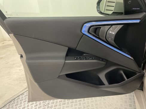 Used 2025 BMW X3 xDrive30i w/ Premium Package image 21