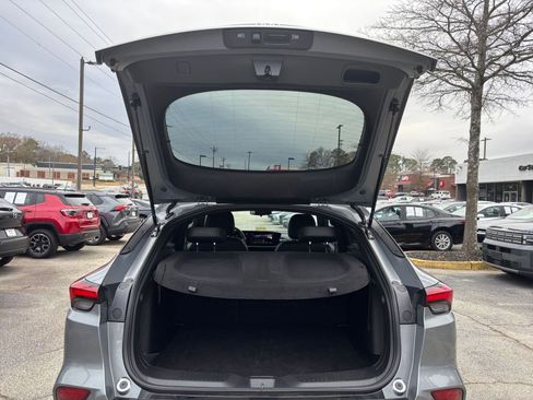 Used 2025 Buick Envista Sport Touring image 31