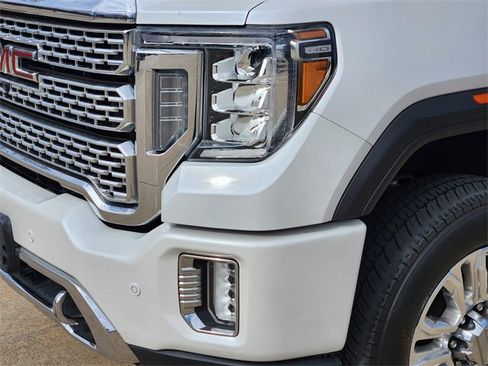 Used 2020 GMC Sierra 2500 Denali w/ Denali Ultimate Package image 9