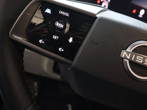 Used 2025 Nissan Murano SL AWD/4WD image 18