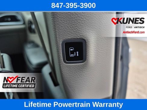 Used 2023 Chrysler Pacifica Limited image 33