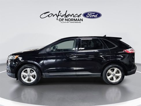Used 2020 Ford Edge SE image 5