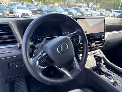 Certified 2025 Lexus GX 550 w/ Accessory Package (Z1) AWD/4WD image 13