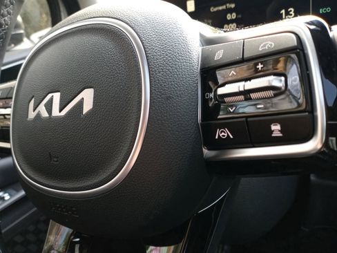 New 2026 Kia Carnival SX Prestige FWD image 22