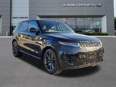 New 2026 Land Rover Range Rover Sport SE AWD/4WD image 2