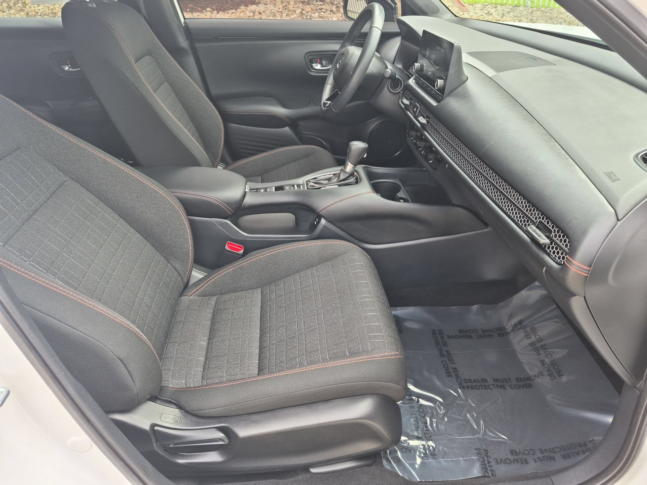 Certified 2024 Honda HR-V Sport image 29