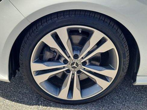 Used 2019 Mercedes-Benz CLA 250 CLA 250 image 11