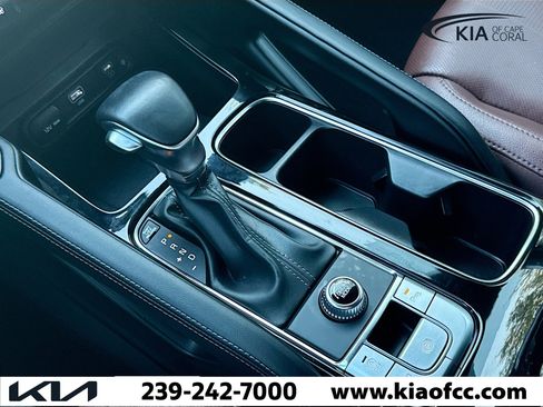 Certified 2024 Kia Telluride EX w/ EX Captain's Chair Package image 31