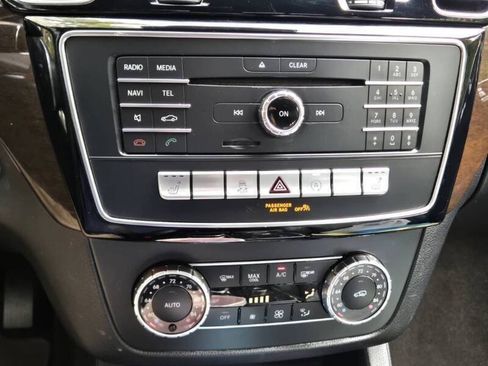Used 2017 Mercedes-Benz GLS 450 4MATIC image 24