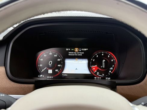 Used 2017 Volvo S90 T6 Inscription w/ Vision Package image 13