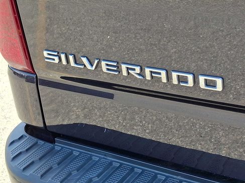 Certified 2022 Chevrolet Silverado 1500 Custom Trail Boss AWD/4WD image 29