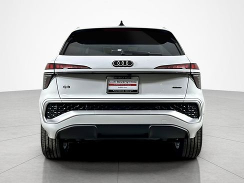 New 2026 Audi Q3 quattro 2.0T AWD/4WD image 5