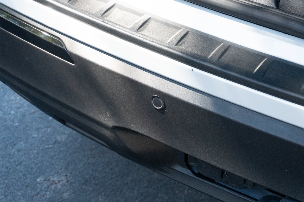 Used 2025 Ford Explorer Active RWD image 11