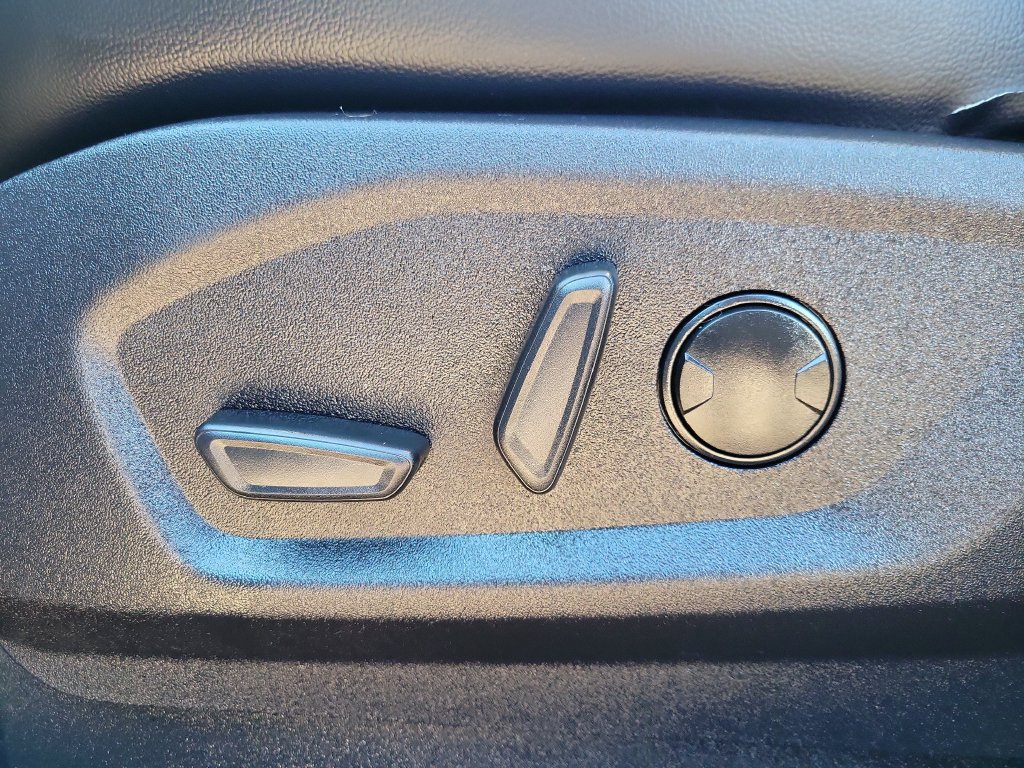 Used 2024 Ford Edge SEL w/ Convenience Package AWD/4WD image 19